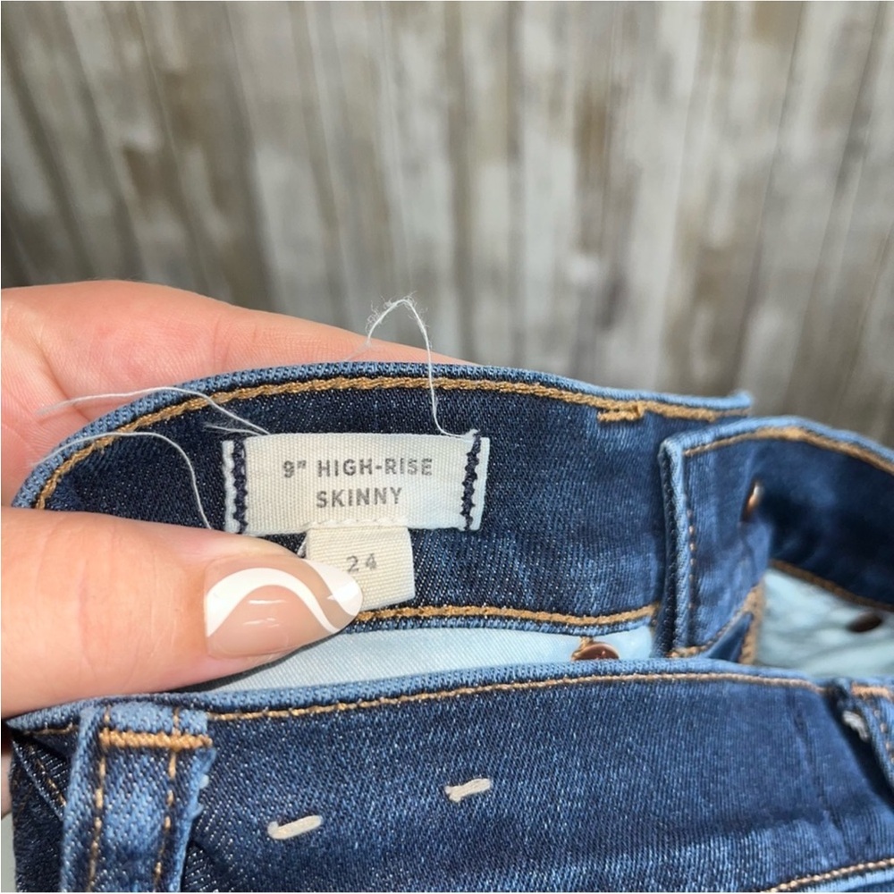 Madewell Dark Wash 9” High Rise Skinny - Picture 7 of 7
